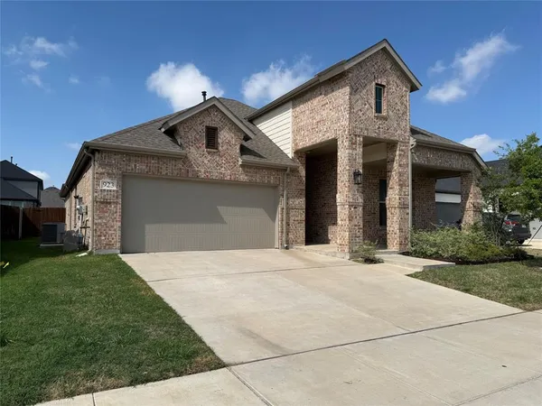 $3,499 | 923 Hawthorn Lane, Mansfield, TX 76063