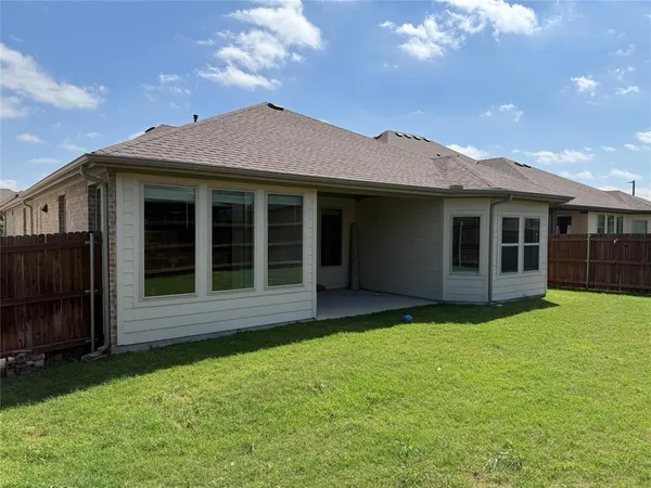 $3,499 | 923 Hawthorn Lane, Mansfield, TX 76063