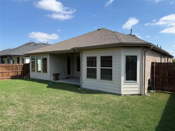 $3,499 | 923 Hawthorn Lane, Mansfield, TX 76063