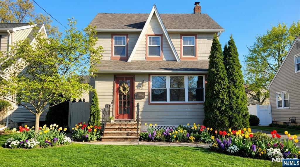 75 Chestnut Avenue Rochelle Park, NJ 07662 - Photo 1 of 16