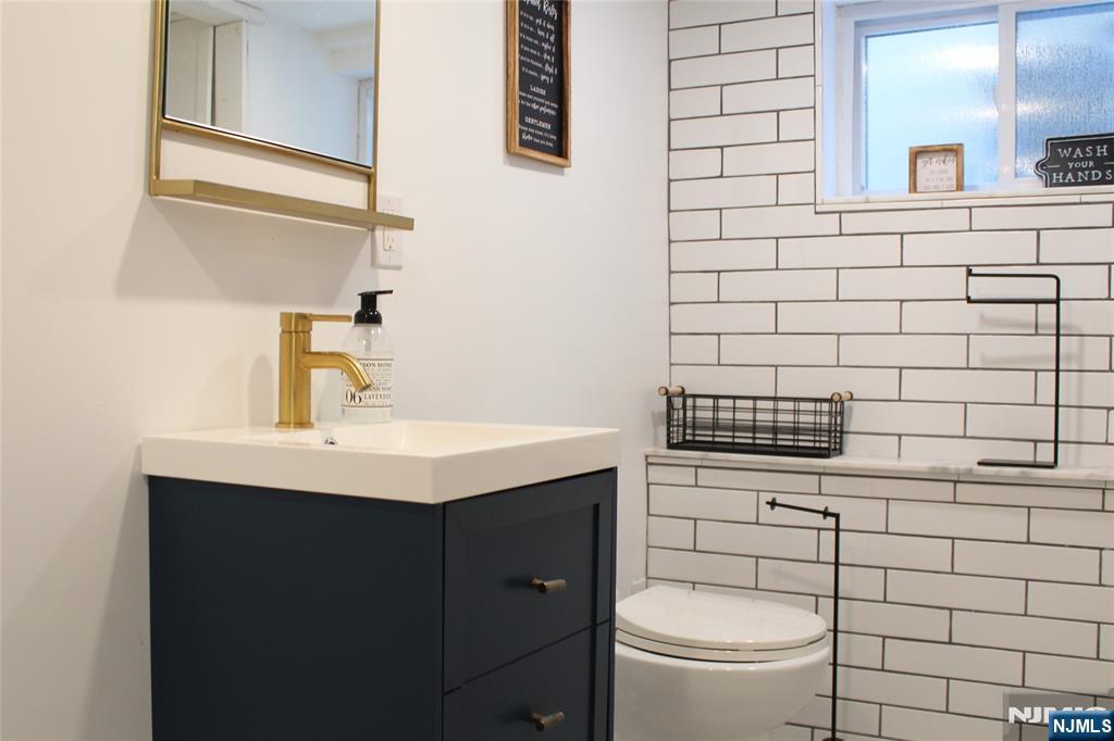 75 Chestnut Avenue Rochelle Park, NJ 07662 - Photo 15 of 16