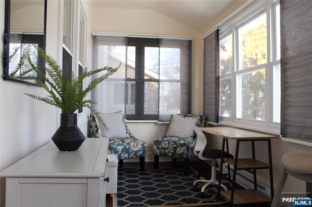 75 Chestnut Avenue Rochelle Park, NJ 07662 - Photo 2 of 16