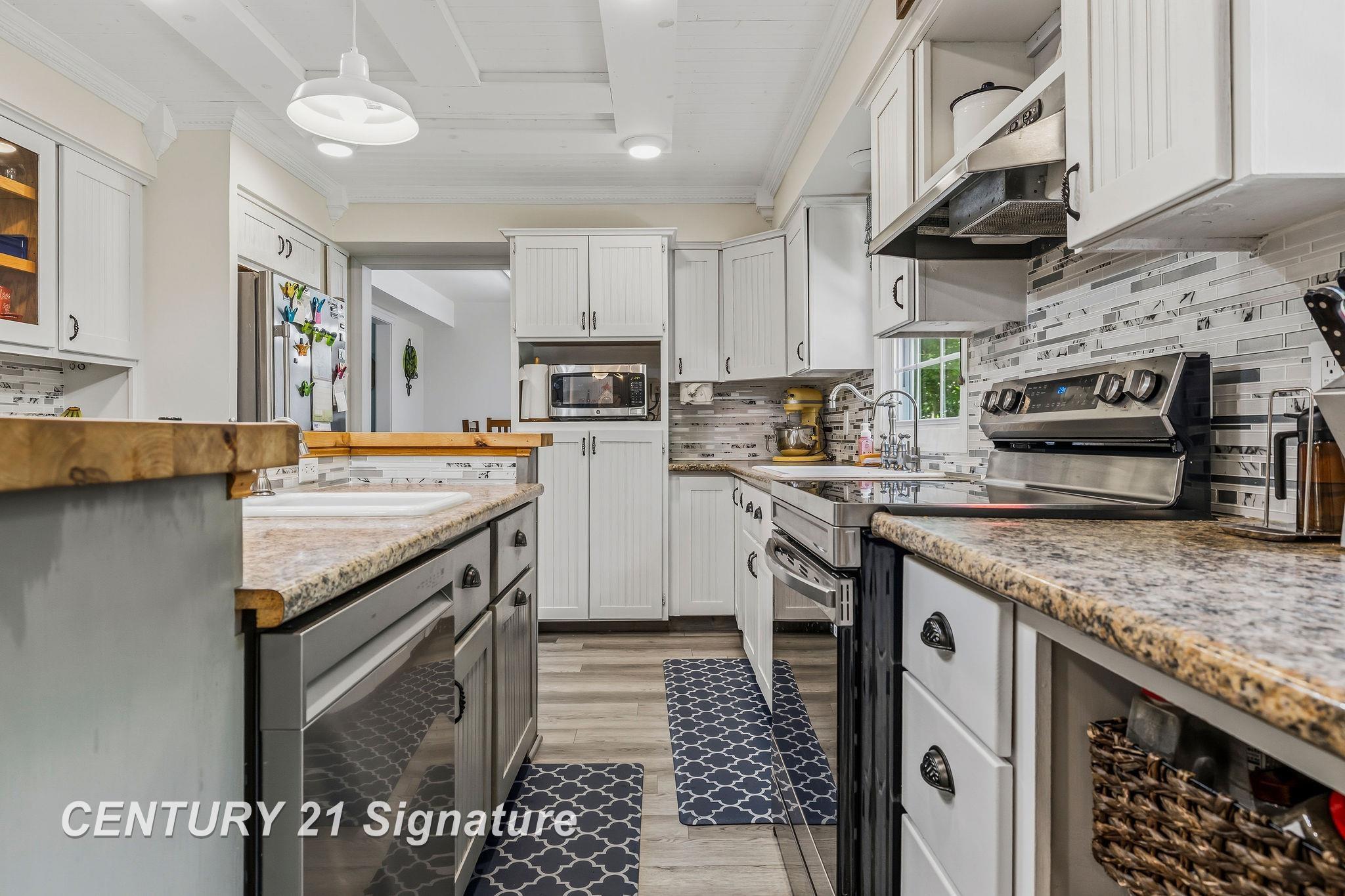 5261 Baker Road Bridgeport, MI 48722 - Photo 7 of 50