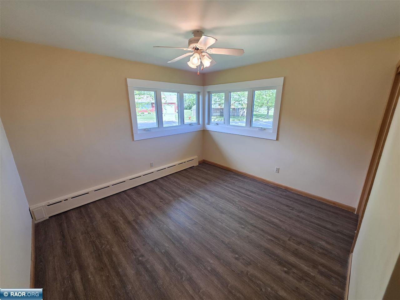 302 North Inner Drive Hibbing, MN 55746 - Photo 20 of 35