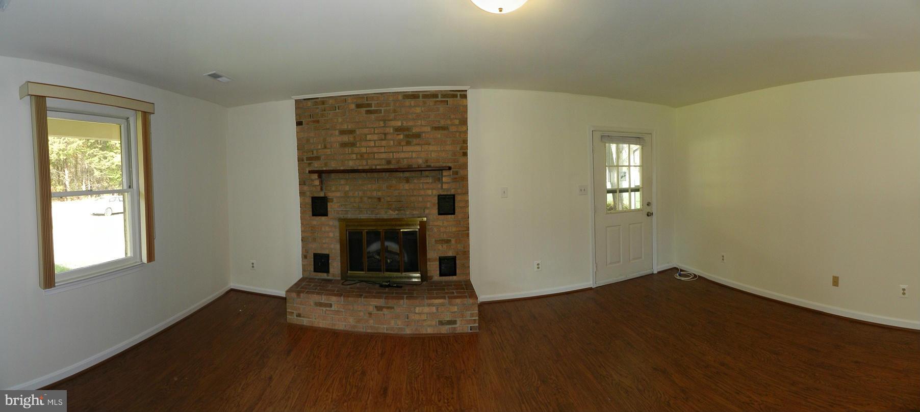 9803 Dyson Road Brandywine, MD 20613 - Photo 4 of 23 Family Room