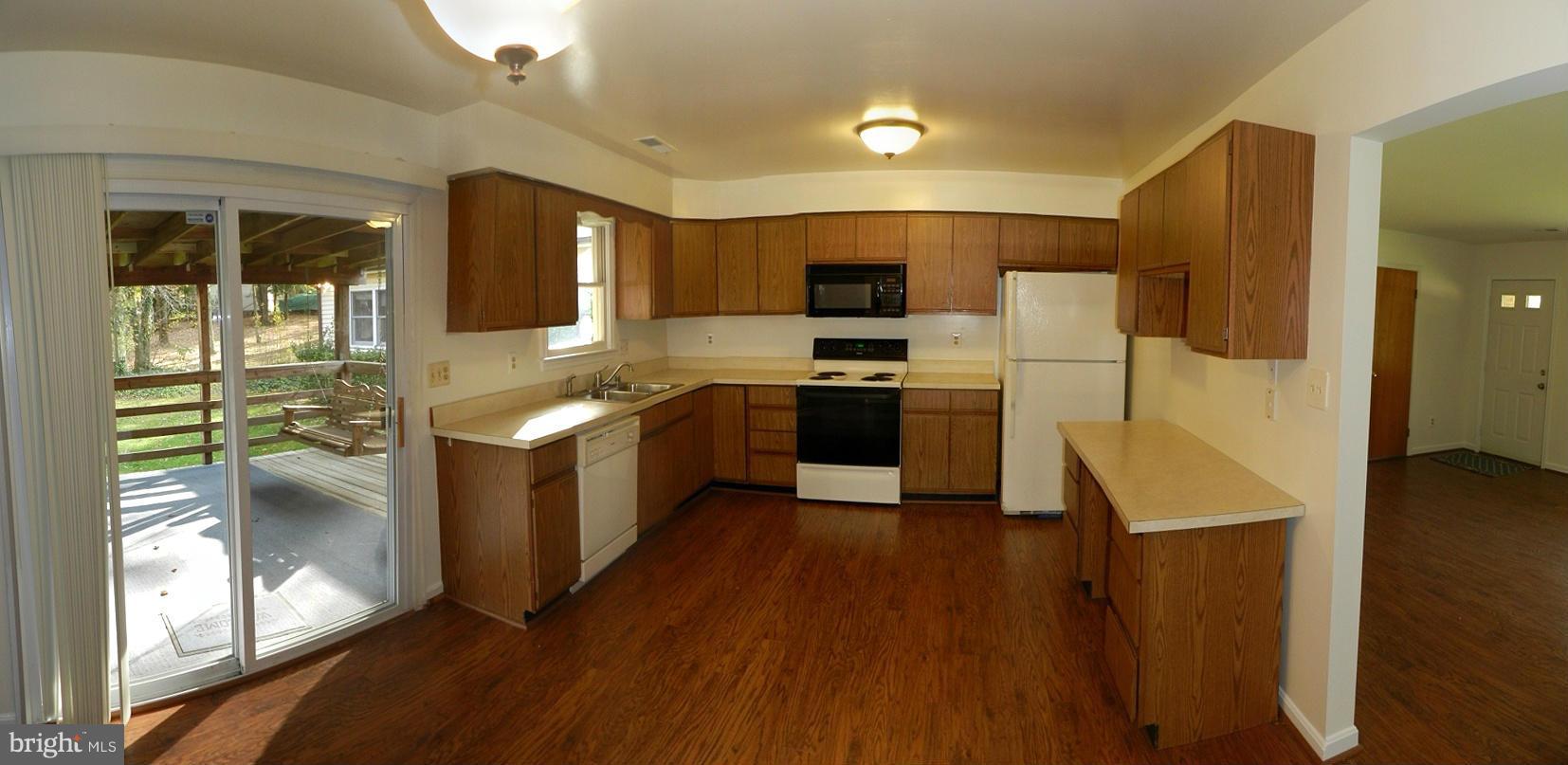 9803 Dyson Road Brandywine, MD 20613 - Photo 5 of 23 Kitchen