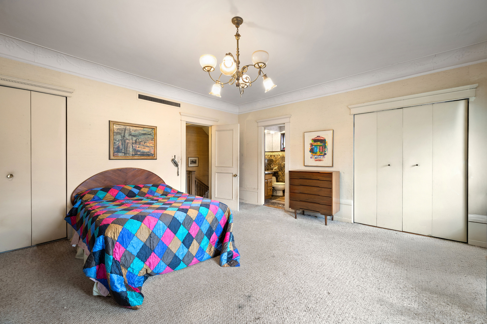 832 West Junior Terrace Chicago, IL 60613 - Photo 28 of 50