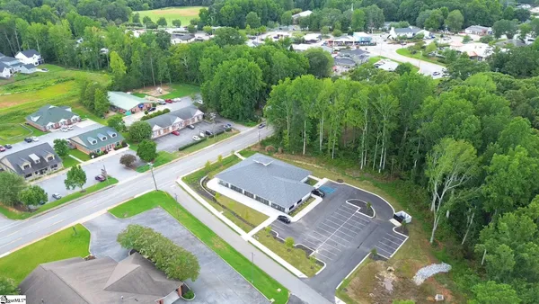 $4,100 | 1 Brookside Drive, Unit 3, Travelers Rest, SC 29690