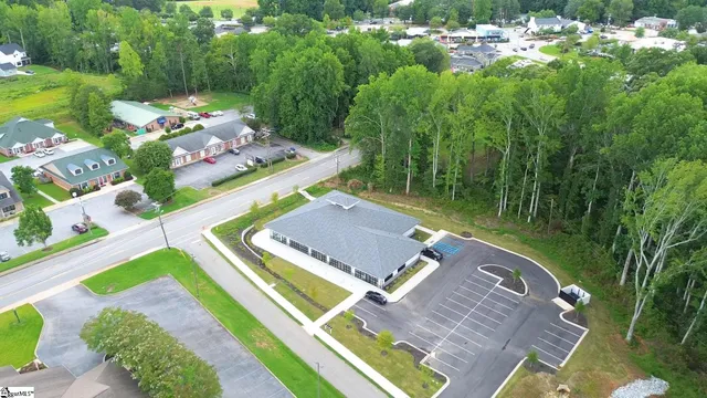 $4,166 | 1 Brookside Drive, Unit 3, Travelers Rest, SC 29690