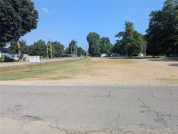 $250,000 | 420 Monroe Avenue, Campbell, MO 63933