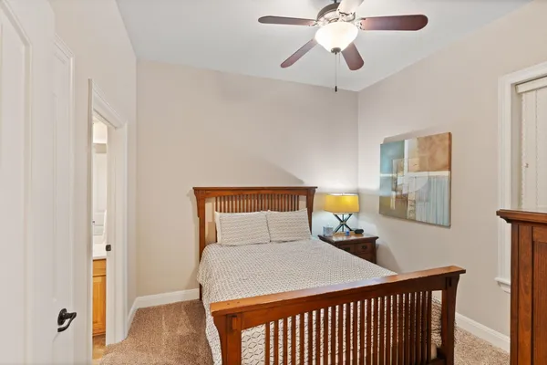 $3,500 | 101 West Bank, Unit 14, Horseshoe Bay, TX 78657