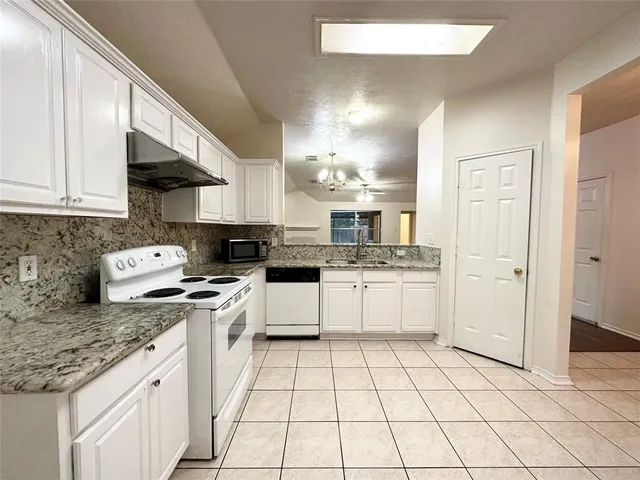 $1,780 | 13130 Eldridge Meadow Drive, Houston, TX 77041