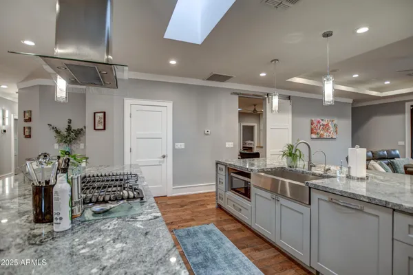 $1,570,000 | 71 West Cypress Street, Phoenix, AZ 85004