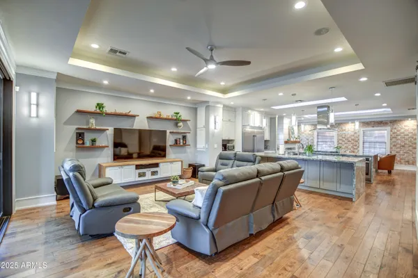 $1,570,000 | 71 West Cypress Street, Phoenix, AZ 85004