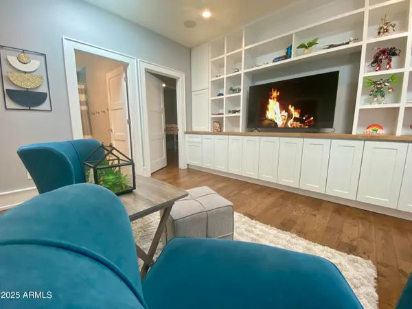 $1,570,000 | 71 West Cypress Street, Phoenix, AZ 85004