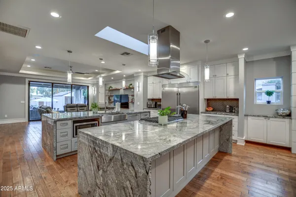$1,570,000 | 71 West Cypress Street, Phoenix, AZ 85004