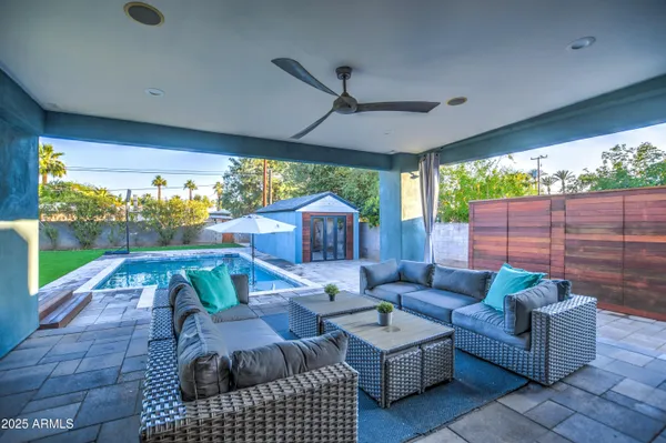 $1,570,000 | 71 West Cypress Street, Phoenix, AZ 85004
