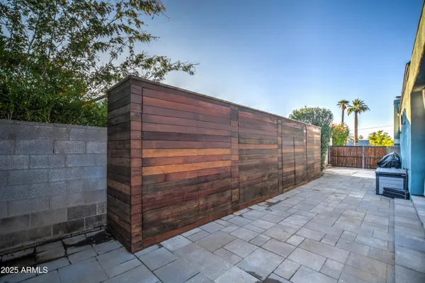 $1,570,000 | 71 West Cypress Street, Phoenix, AZ 85004