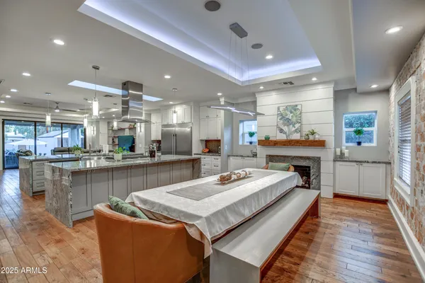 $1,570,000 | 71 West Cypress Street, Phoenix, AZ 85004