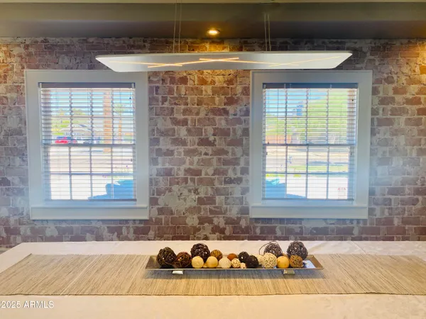 $1,570,000 | 71 West Cypress Street, Phoenix, AZ 85004