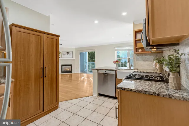 $430,000 | 12851 Fair Briar Lane, Fairfax, VA 22033