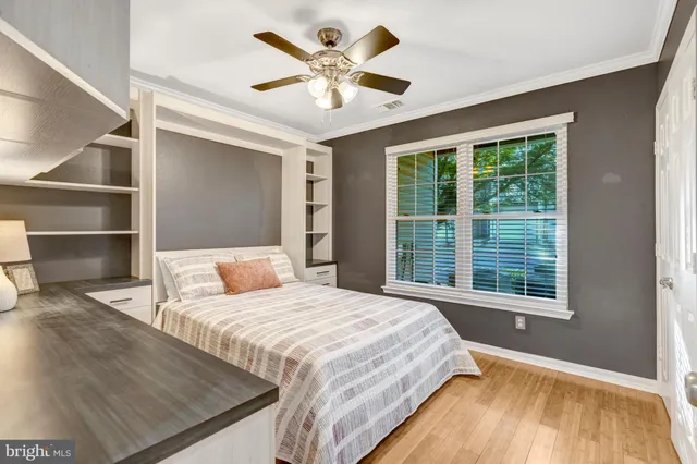 $430,000 | 12851 Fair Briar Lane, Fairfax, VA 22033