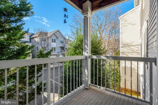 $430,000 | 12851 Fair Briar Lane, Fairfax, VA 22033