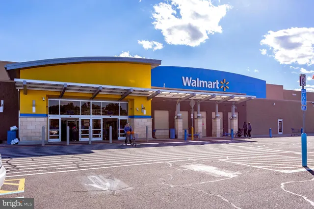 $430,000 | 12851 Fair Briar Lane, Fairfax, VA 22033