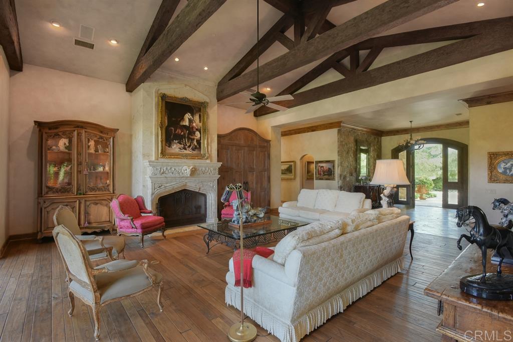 17233 Via Recanto Rancho Santa Fe, CA 92067 - Photo 11 of 25