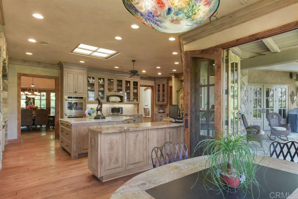 17233 Via Recanto Rancho Santa Fe, CA 92067 - Photo 15 of 25