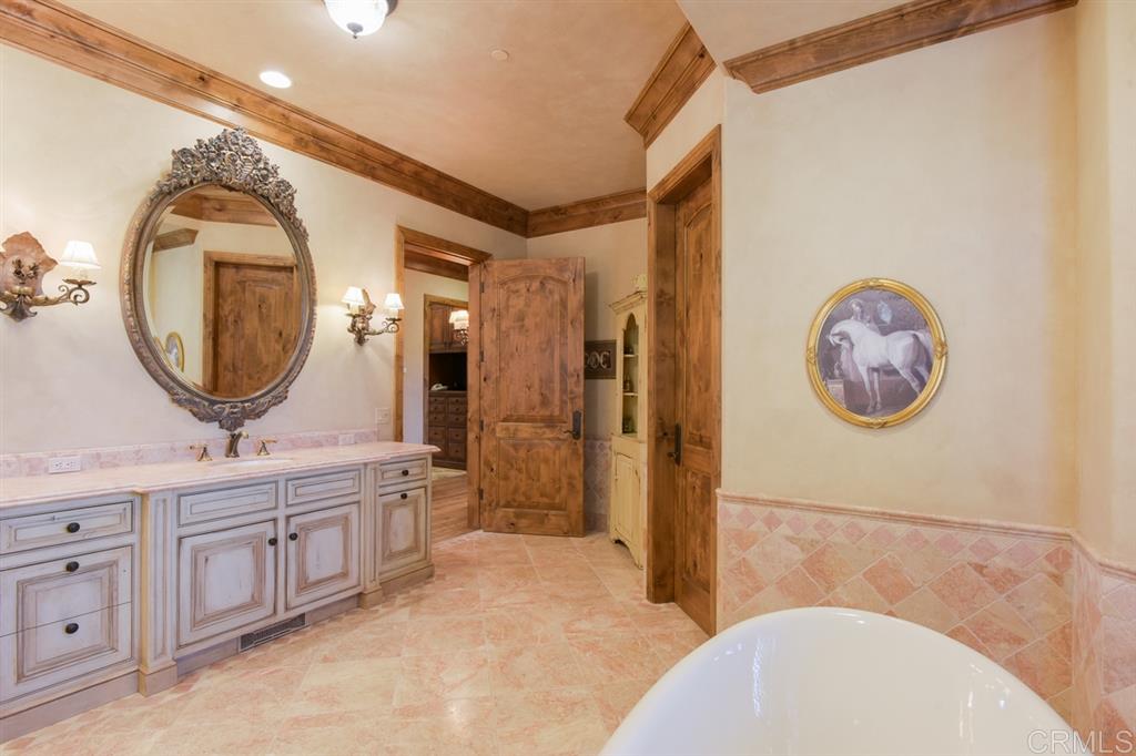 17233 Via Recanto Rancho Santa Fe, CA 92067 - Photo 21 of 25