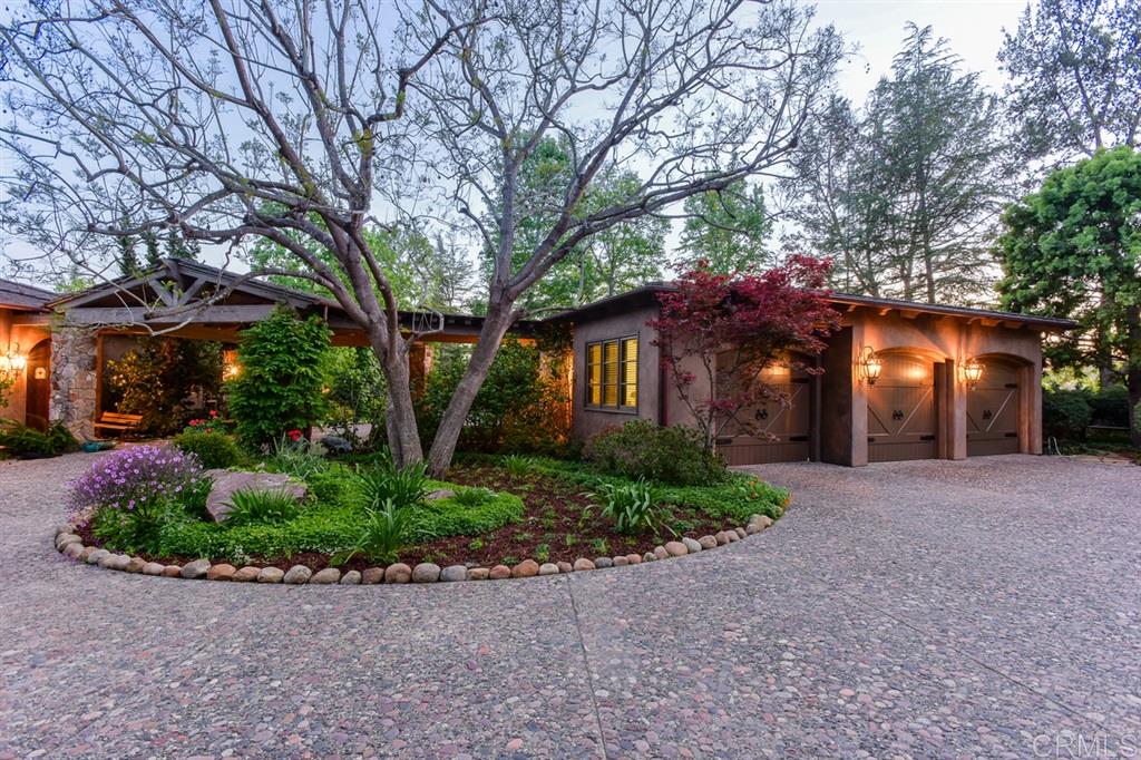 17233 Via Recanto Rancho Santa Fe, CA 92067 - Photo 6 of 25