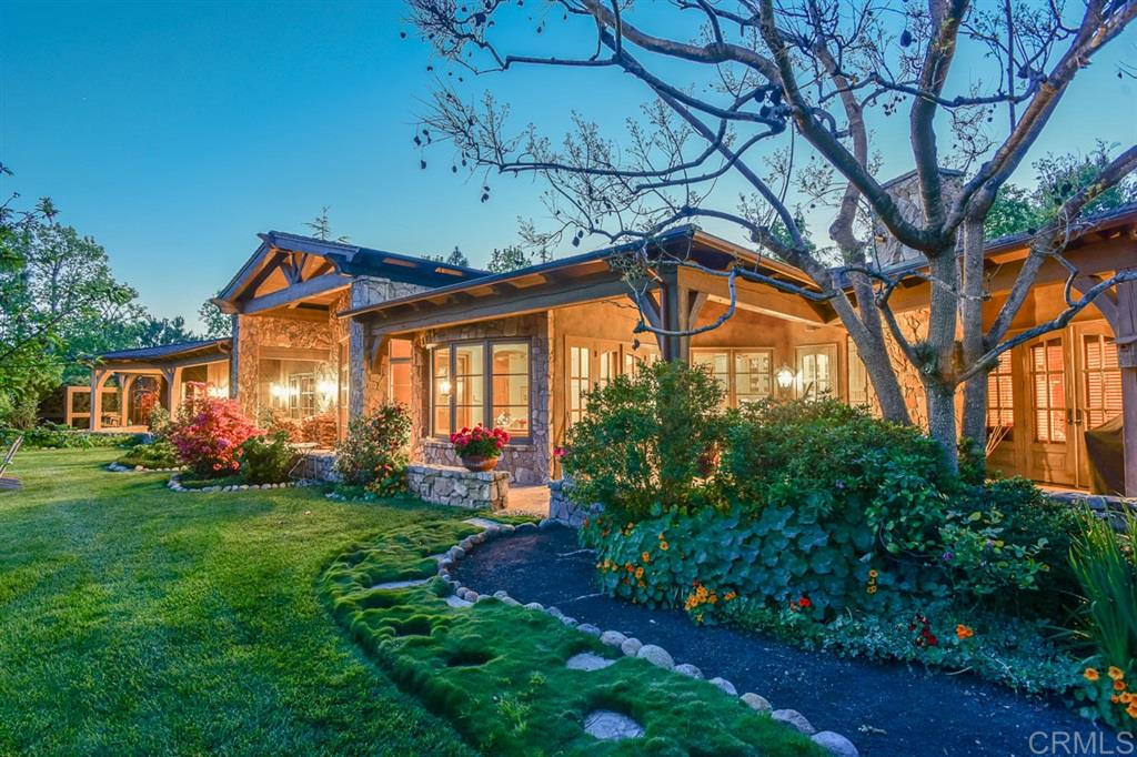 17233 Via Recanto Rancho Santa Fe, CA 92067 - Photo 7 of 25