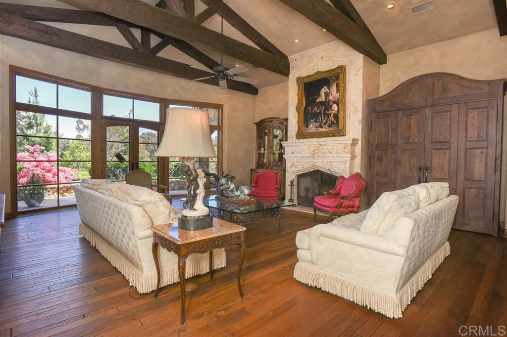 17233 Via Recanto Rancho Santa Fe, CA 92067 - Photo 10 of 25