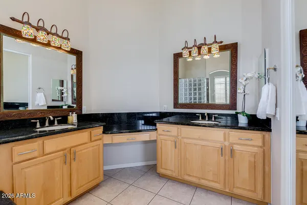 $3,250 | 5235 East Herrera Drive, Phoenix, AZ 85054