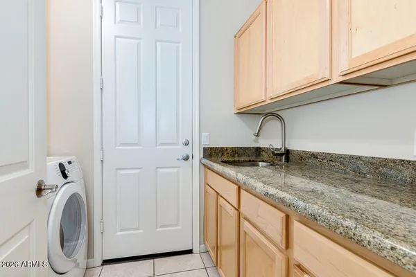 $3,250 | 5235 East Herrera Drive, Phoenix, AZ 85054