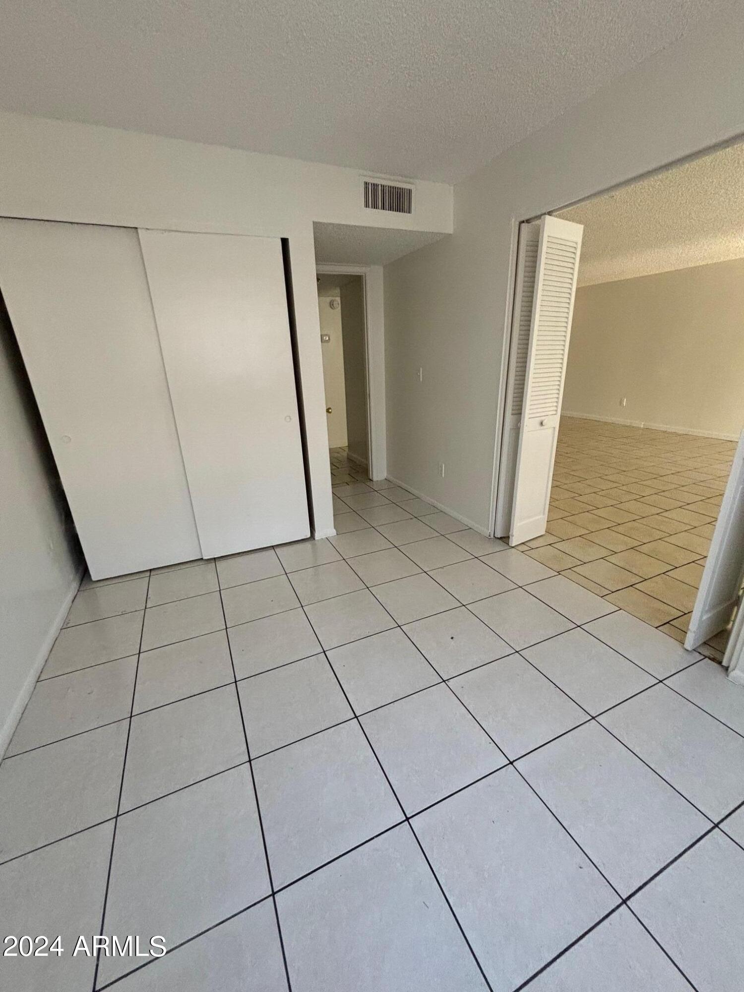 3315 West Loma Lane, Unit 3 Phoenix, AZ 85051 - Photo 11 of 15 IMG_5358