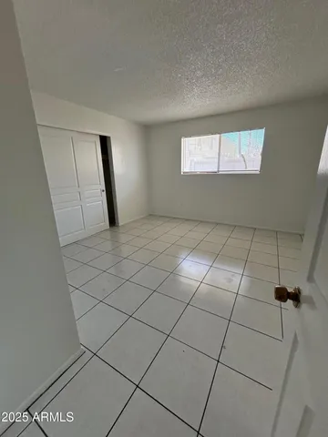 $999 | 3315 West Loma Lane, Unit 3, Phoenix, AZ 85051