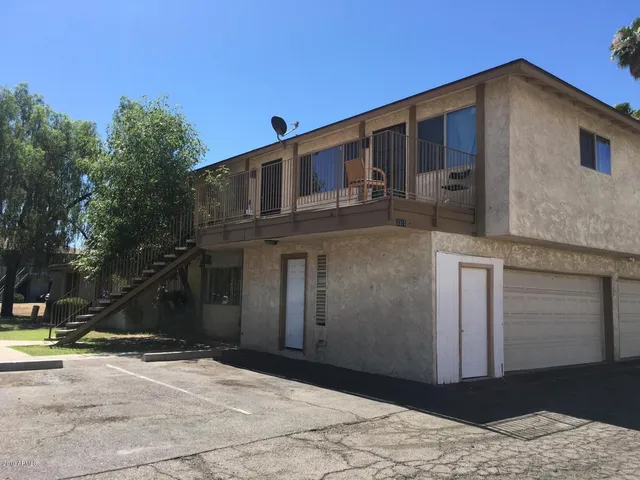 $999 | 3315 West Loma Lane, Unit 3, Phoenix, AZ 85051