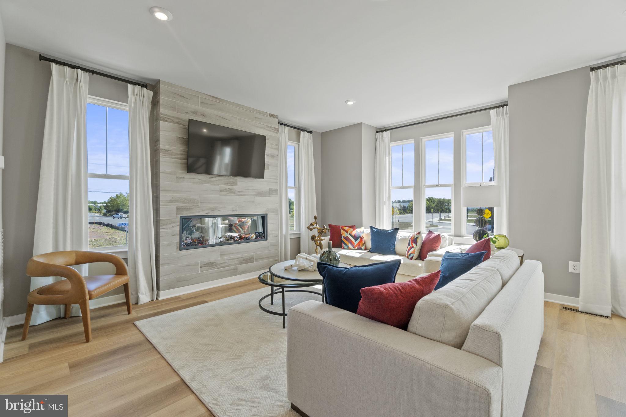 24156 Thurso Square Sterling, VA 20166 - Photo 16 of 52