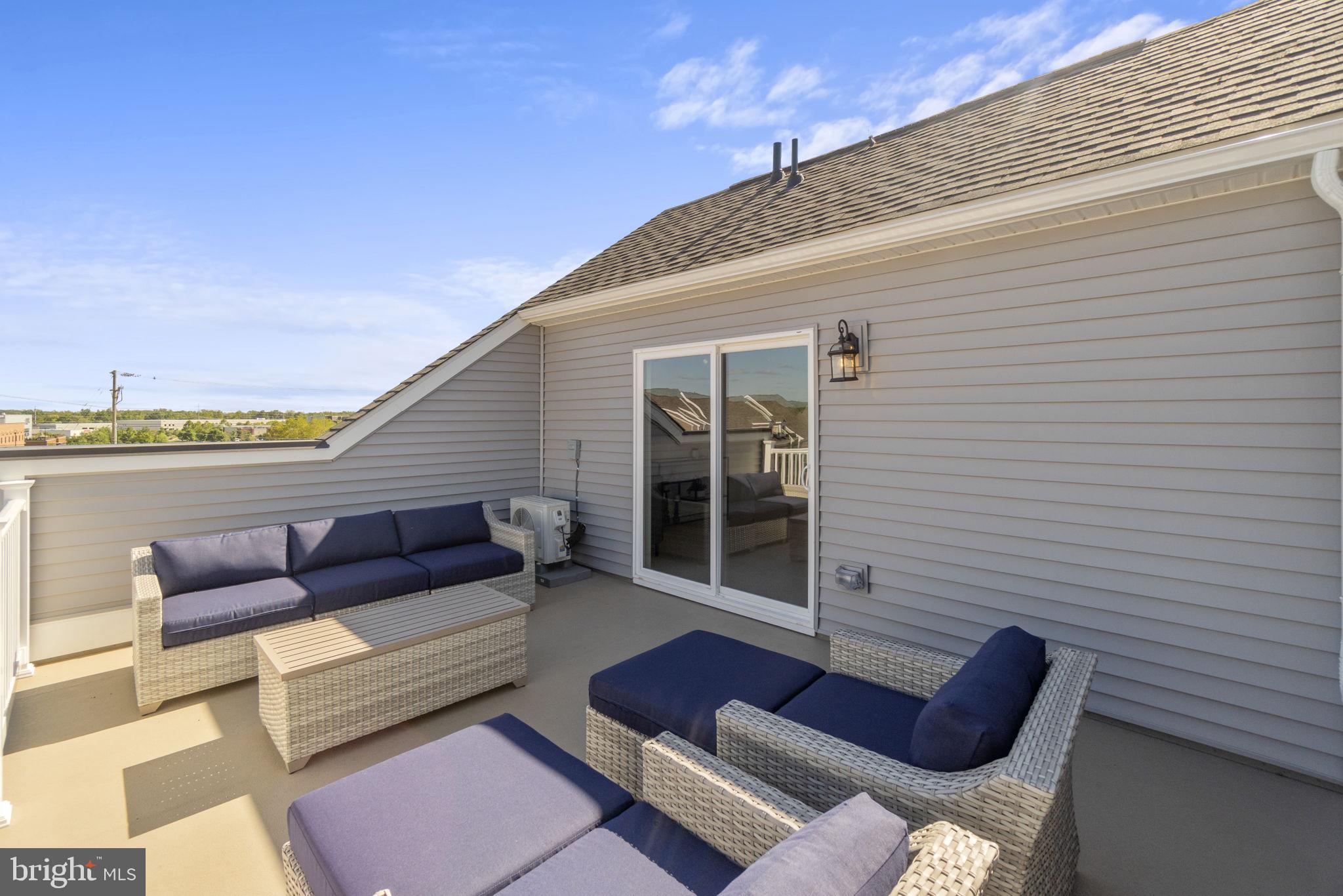 24156 Thurso Square Sterling, VA 20166 - Photo 32 of 52