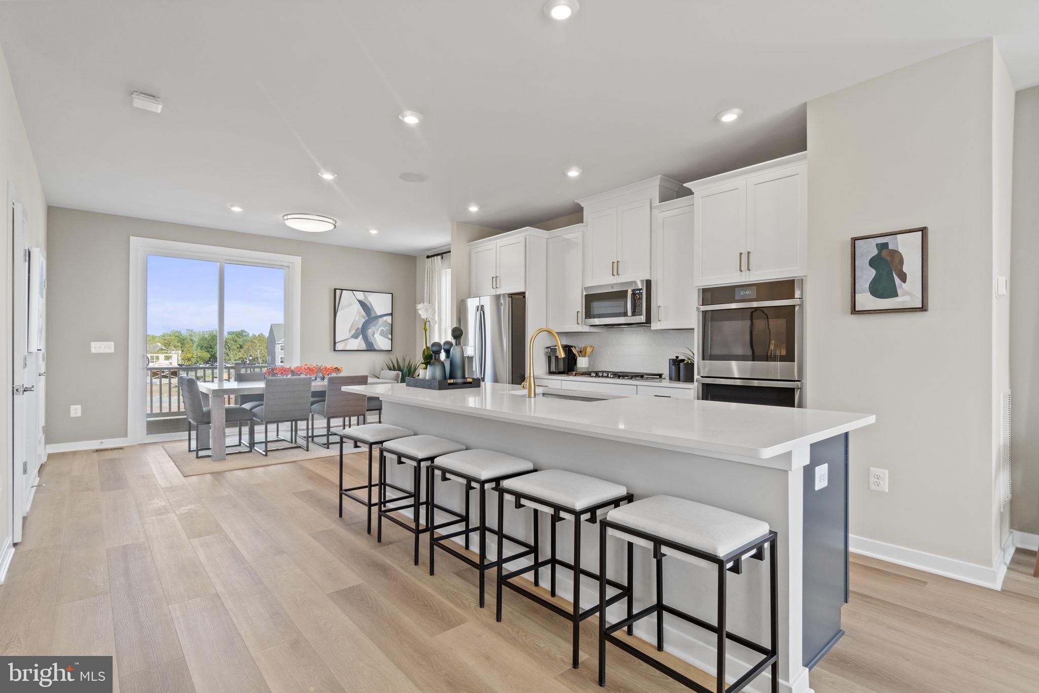 24156 Thurso Square Sterling, VA 20166 - Photo 10 of 52