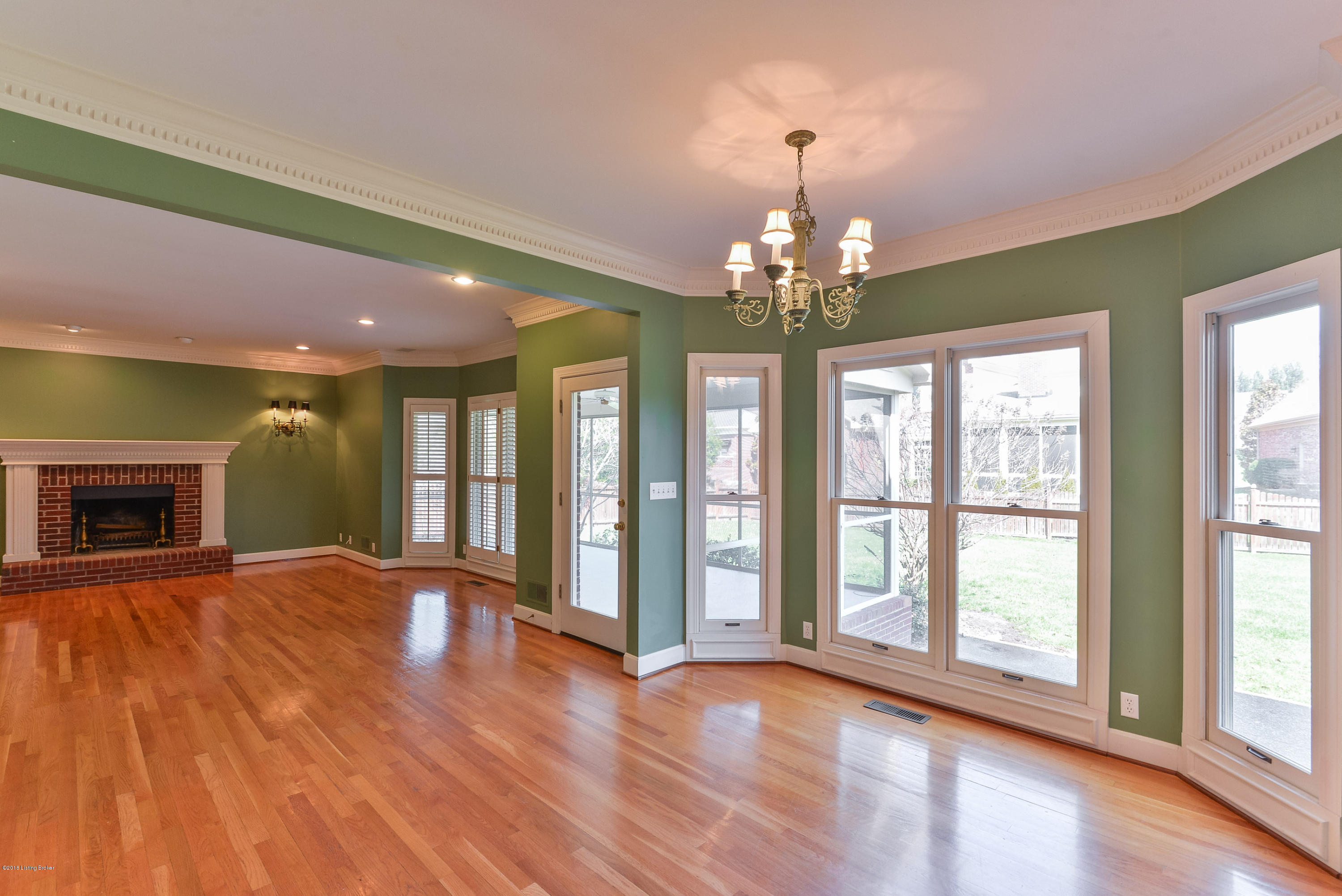 205 Pepperbush Road Louisville, KY 40207 - Photo 15 of 50 30 LSIR 20180315 5565