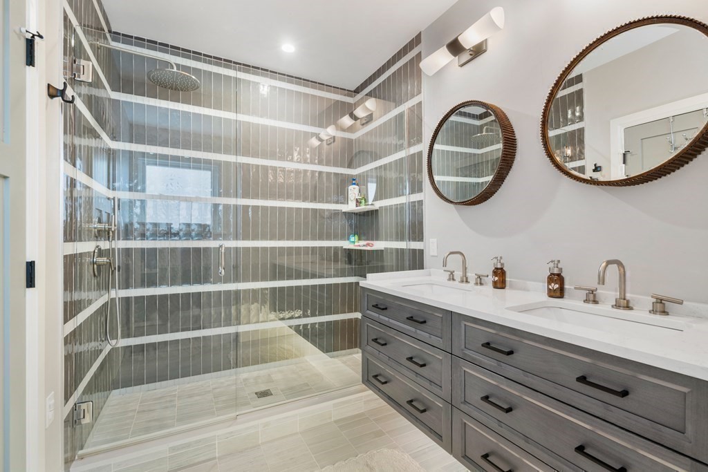 30 Ricker Road, Unit 1 Newton, MA 02458 - Photo 13 of 33 Gallery Image 13