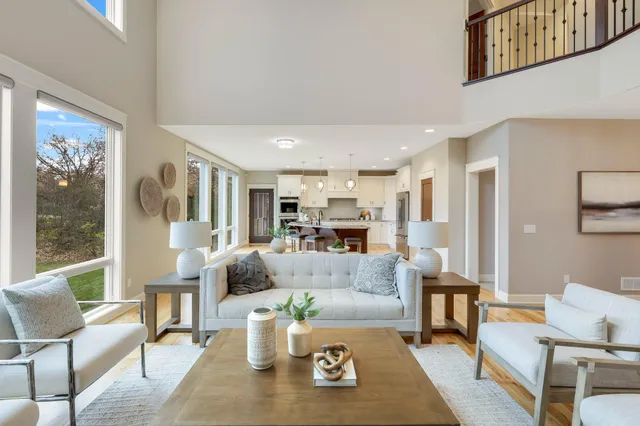 $2,000,000 | 18928 Katrine Court, Lakeville, MN 55044