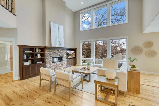 $2,000,000 | 18928 Katrine Court, Lakeville, MN 55044