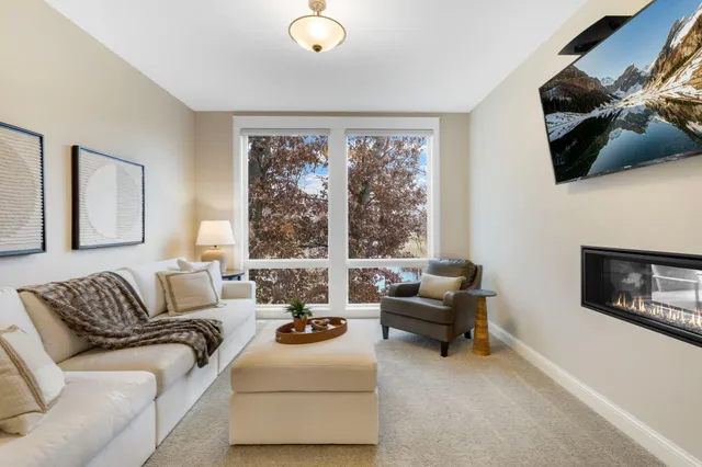 $2,000,000 | 18928 Katrine Court, Lakeville, MN 55044