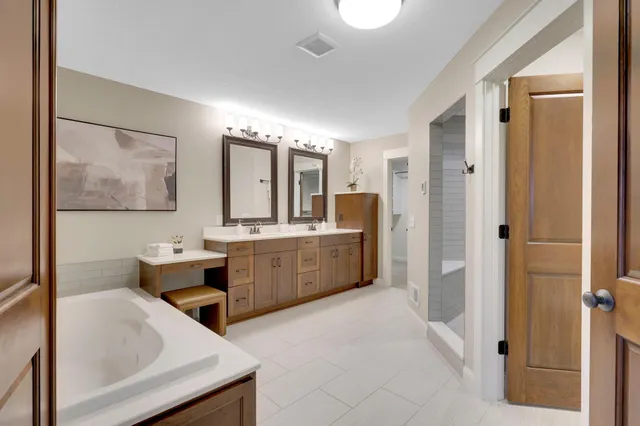 $2,000,000 | 18928 Katrine Court, Lakeville, MN 55044