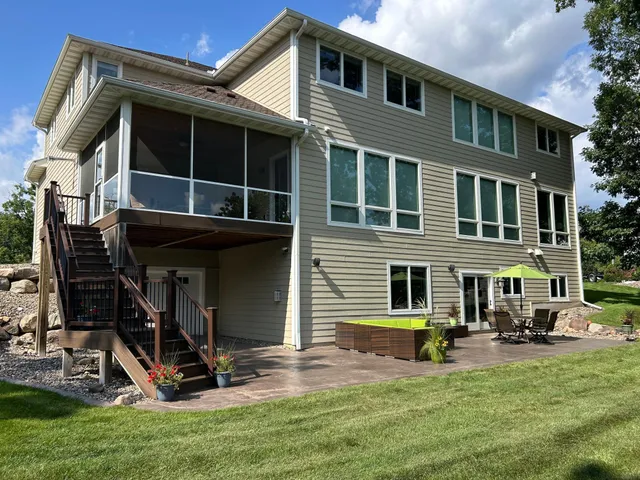 $2,000,000 | 18928 Katrine Court, Lakeville, MN 55044