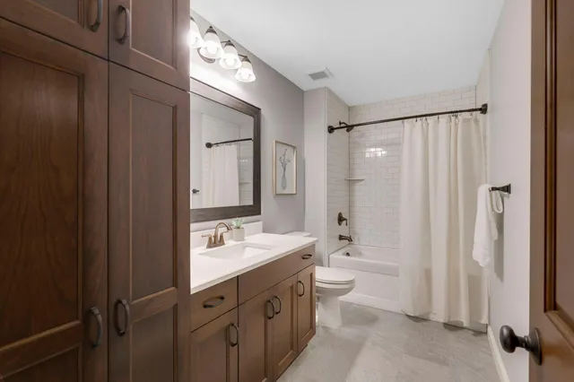 $2,000,000 | 18928 Katrine Court, Lakeville, MN 55044